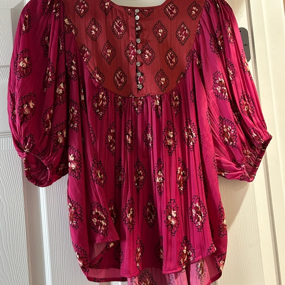 Anthropologie Pink Puff Sleeve Smocked Blouse M - Picture 3 of 6